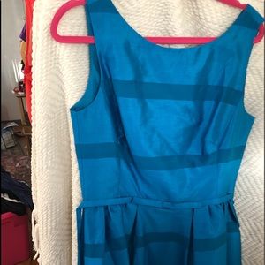 Taylor gorgeous blue dress size 12 Mint condition